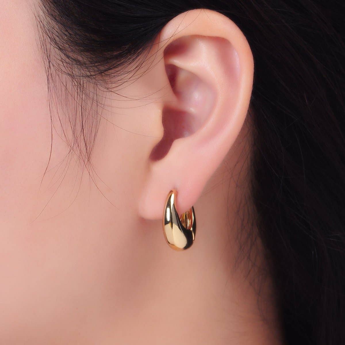 Rachel Hoops